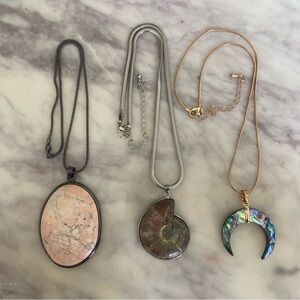 Crystal Stone Pendant Necklace Set - Howlite, Ammonite, Abalone